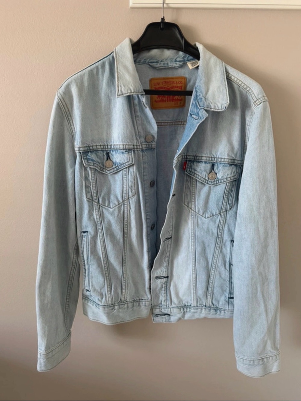 Levi's Light Blue Denim Jacket - Classic Trucker